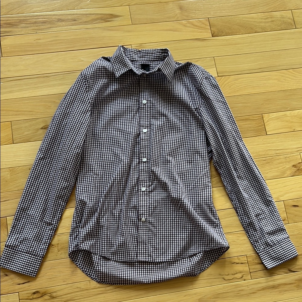 H&M Black and White Casual Button Down Shirt